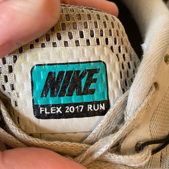 Nike Flex 2017 Run Sneakers - Size 8 - Picture 9 of 14